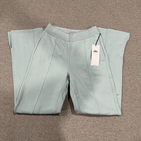 alo high waist offline straight leg sweatpant | size m - Picture 3 of 5